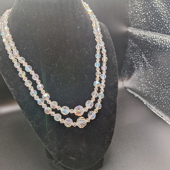 VINTAGE CRYSTAL NECKLACE - Picture 2 of 3